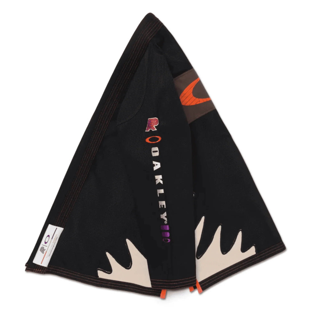 Albino & Preto x Oakley BJJ Gi 3